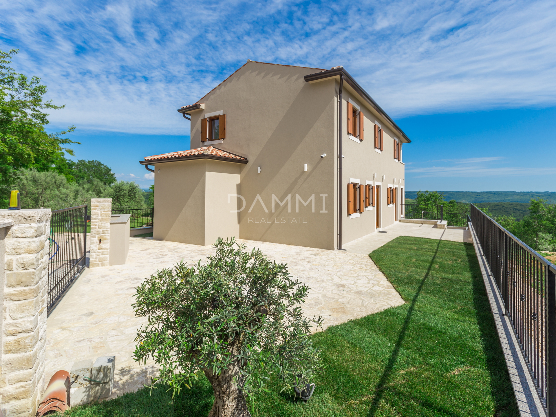 ISTRIEN, BUJE - Wunderschöne Villa mit Blick auf das Meer und die Natur